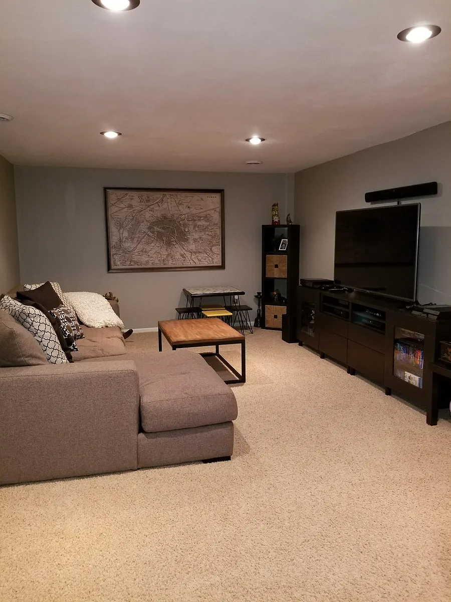 Building Photo - 5566 Serene Ct