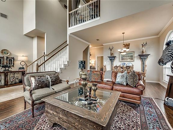 3rd image of 1824 Dew Valley Dr