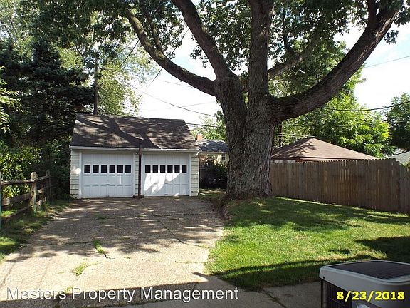 2nd image of 2822 Algonquin Pkwy