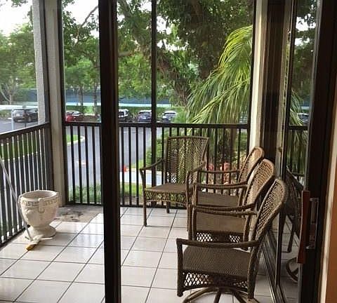 4th image of 5951 N Wellesley Park Drive #207