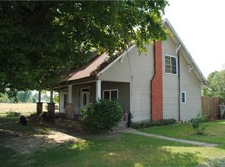 891 Mount Vernon Rd, Bethpage, TN 37022