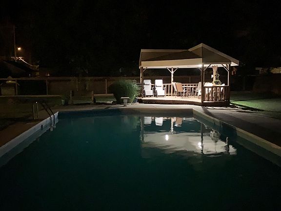 3rd image of 7000 Vernson Dr