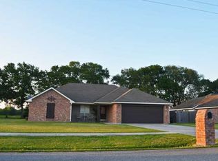 307 Village Park Dr, Maurice, LA 70555