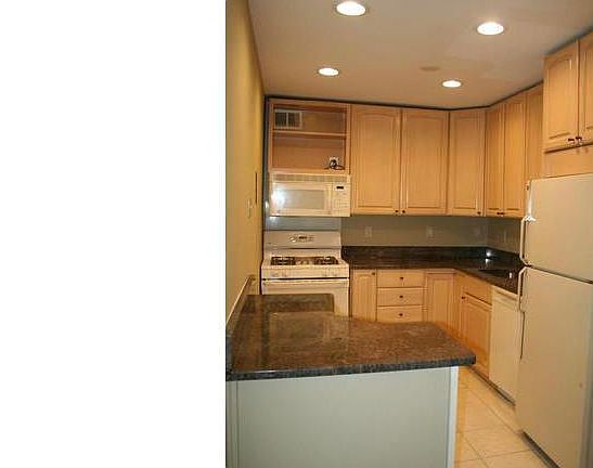 3rd image of 4977 Battery Ln #1209