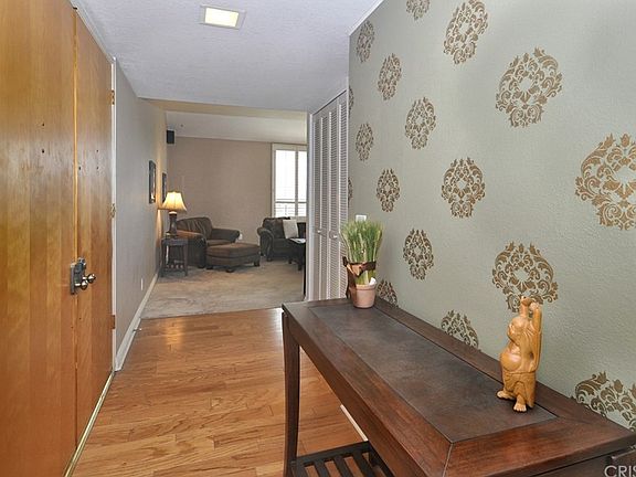 3rd image of 17711 Margate St APT 309