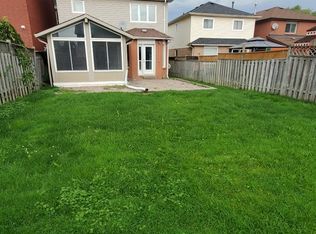 9 Ireland St, Clarington, ON L1C4T9