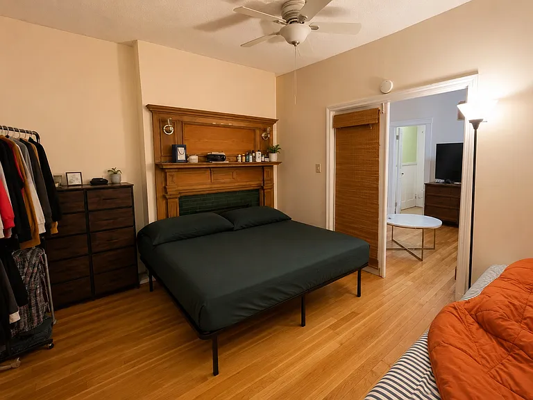 16 Royce Rd #U9 — Photo 8