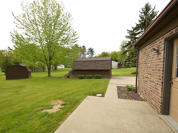5th image of 6775 Luteran Ln