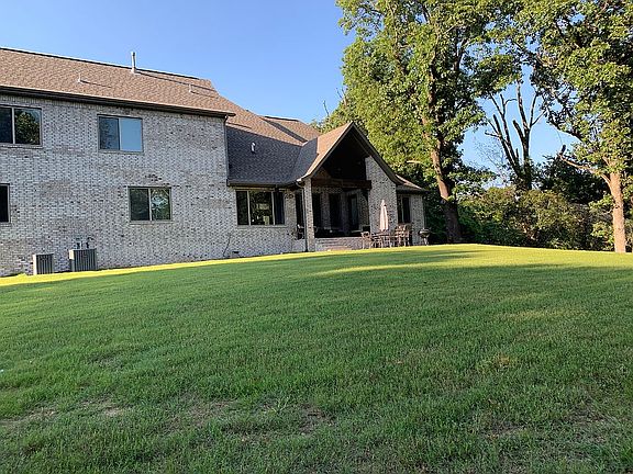 2nd image of 603 Ashley Cir