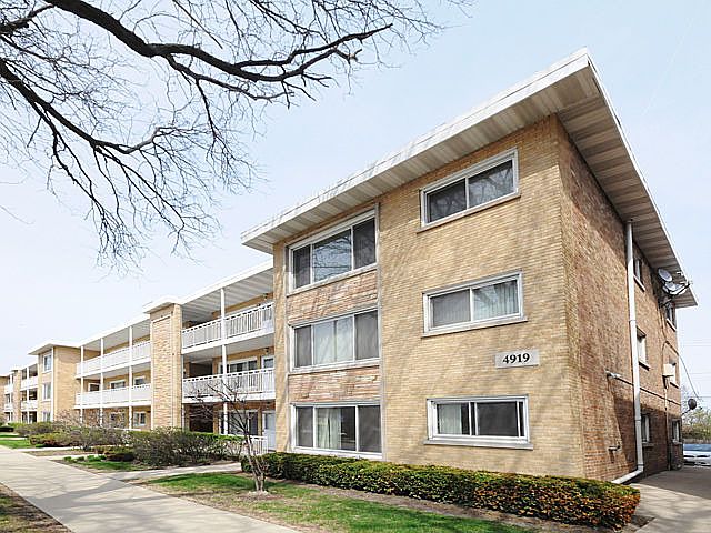 1st image of 4919 N Harlem Ave #1