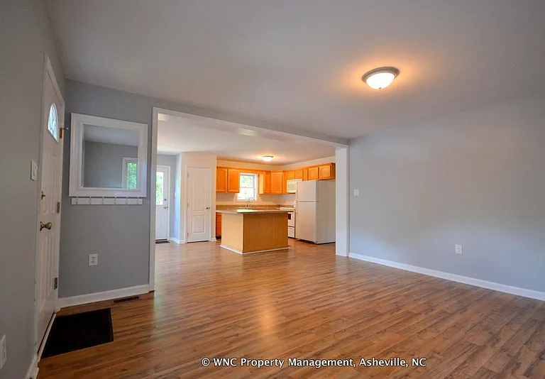 43 Boyd Ave — Photo 4