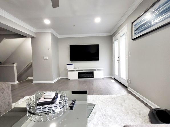 9903 Cranapple Ct