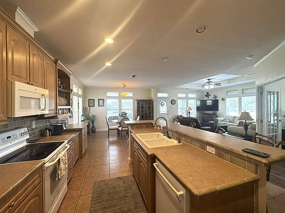 3rd image of 760 Arbor Estate Way