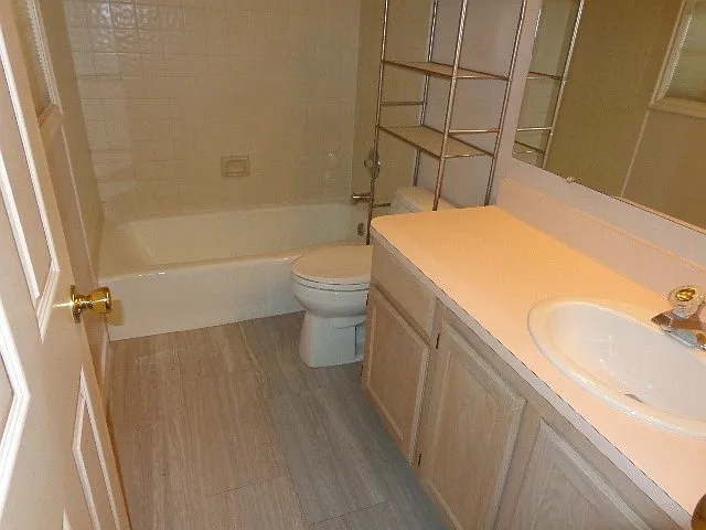 954 Schneitter Cir #H-5 — Photo 26
