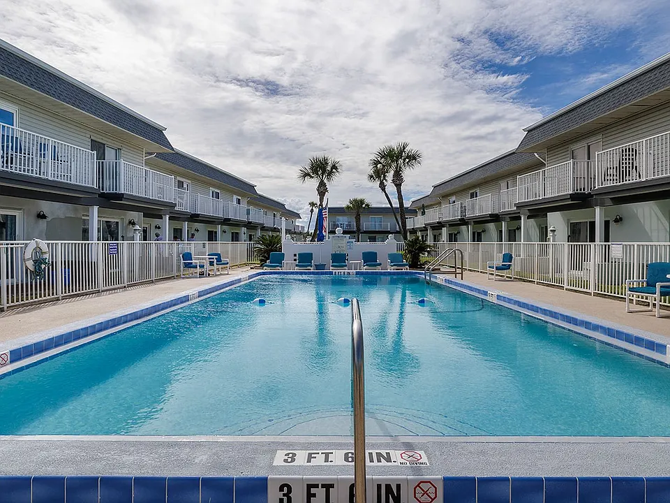 2820 Ocean Shore Blvd #25