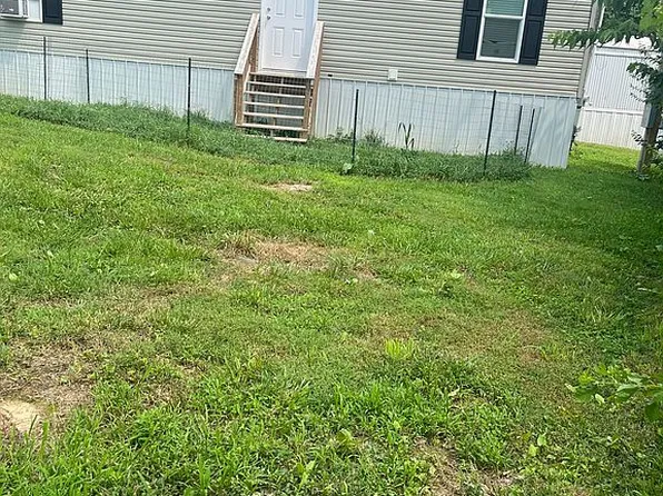 60 Flagship Dr, Nicholasville, KY 40356