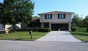 1st image of 30 Valley Dr