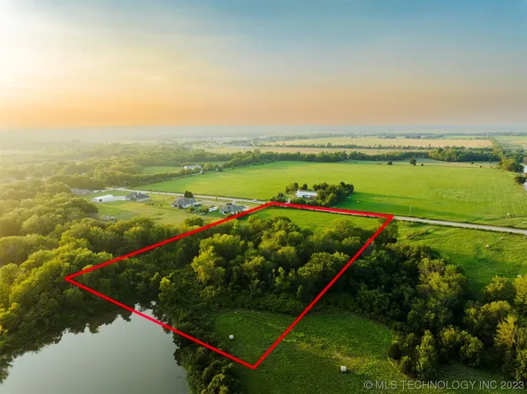 1 E 106th St N, Sperry, OK 74073