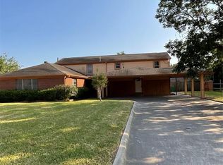 807 Ruth St #805, Baytown, TX 77520