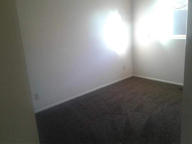 1439 W 1650 N — Photo 6