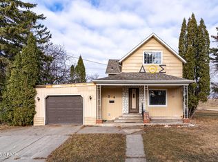 204 Gorgas Ave, Crookston, MN 56716