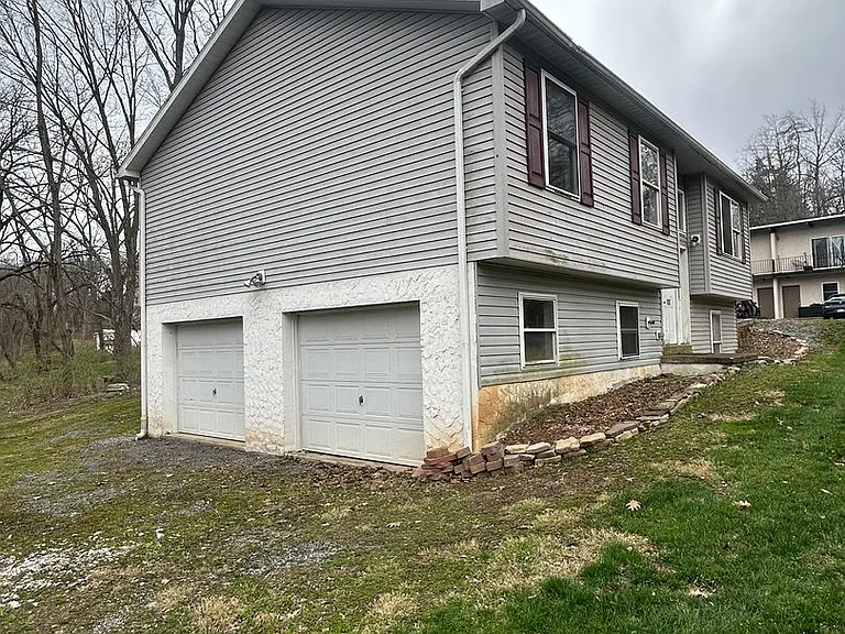 103 Grandview Rd — Photo 3