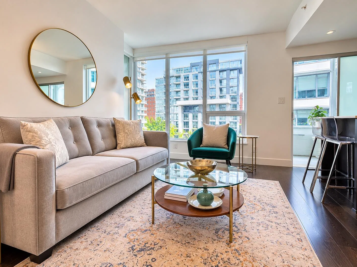 1 bed, 702 sqft, $2,695 — Photo 4