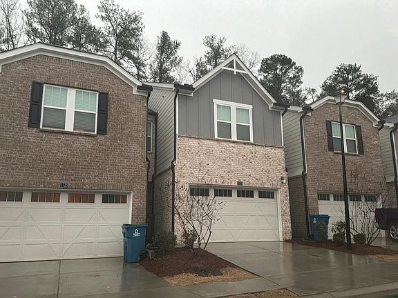 3rd image of 1515 Villageside Ct