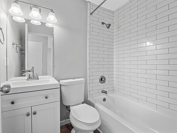 5th image of 1680 Fairmount Dr
