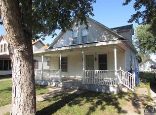 306 Main St, Maple Hill, KS 66507