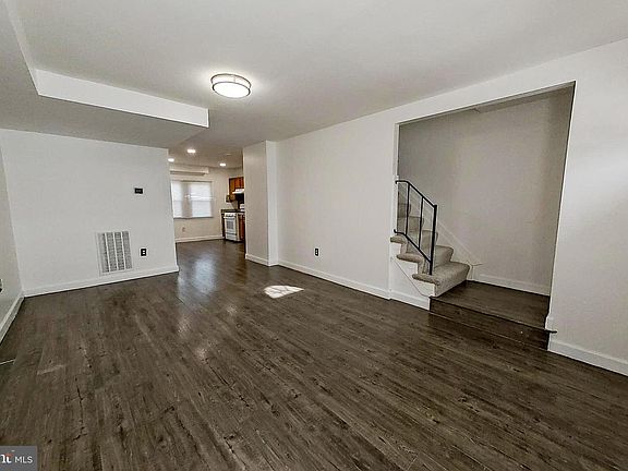 5th image of 8509 Pioneer Dr