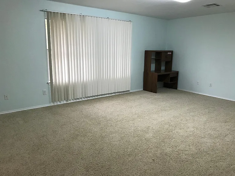 1540 Collindale Dr — Photo 11