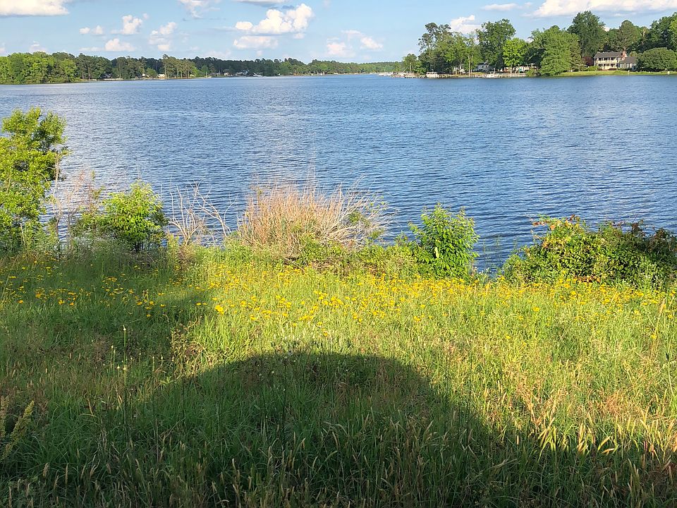 Nice Area on Lake Marion 