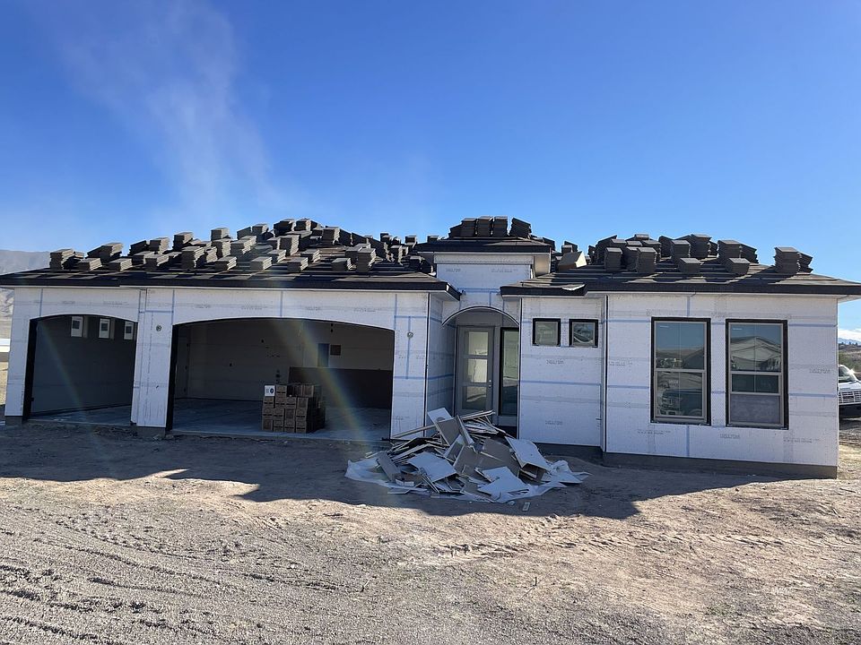 1st image of 886 Coyote Dr