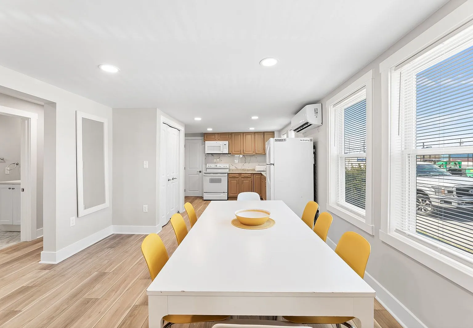 3 bed, 1100 sqft, $1,450 — Photo 3