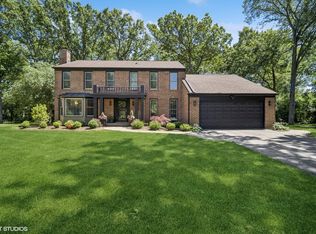 11 Robin Hood Ct, Lincolnshire, IL