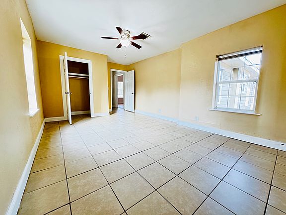 5th image of 5504 E 5th Pl #1