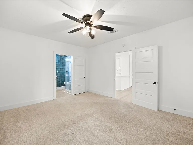 620 S Bell St — Photo 19