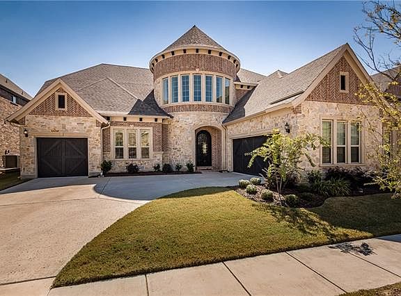 2nd image of 7305 Los Padres Pl