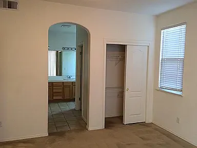 1725 N Serento Ln — Photo 5