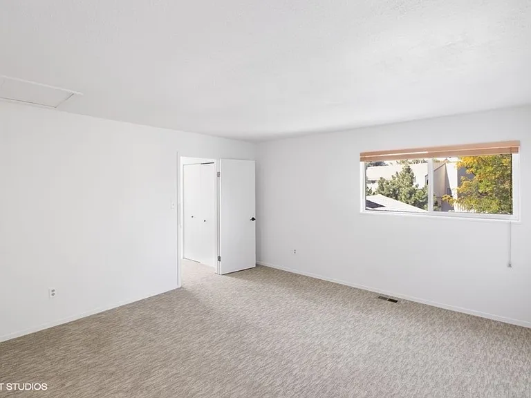 5612 W 71st Cir — Photo 11