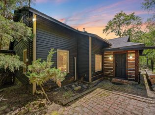 2285 Beartown Rd, Canadensis, PA 18325