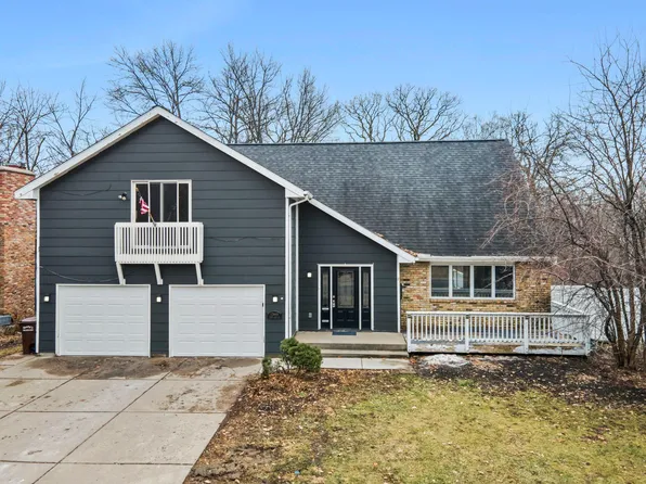 13645 Timber Crest Dr, Maple Grove, MN 55311