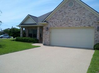 101 Hartford Dr, College Station, TX 77845