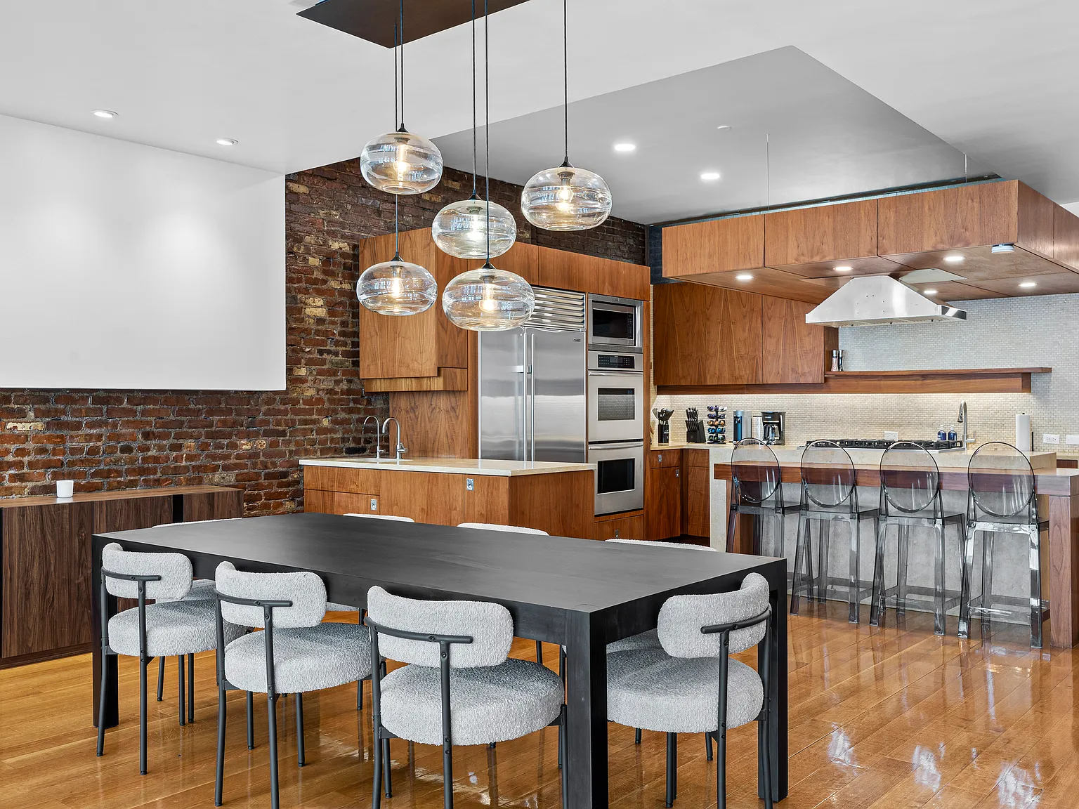 10 East 14th Street — Photo 3