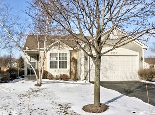 2252 Wilshire Ct, Grayslake, IL 60030