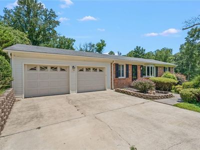 5265 Sweetwater Ct, Greensboro, NC, 27407