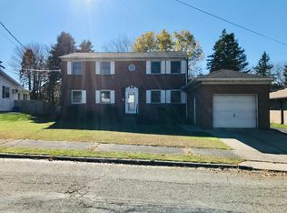 220 Wilson Dr, Hazleton, PA 18201