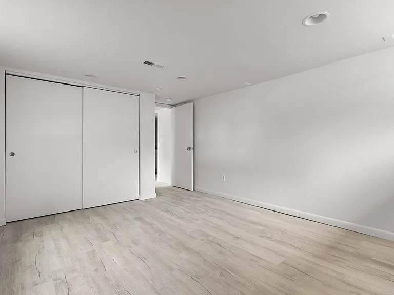 4757 S Jason St — Photo 25