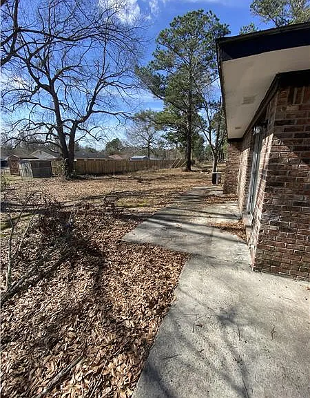 149 Becky St — Photo 12